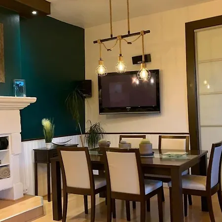 Avec Salle De Bain Partagee Dans Maison De Avec Jardin *