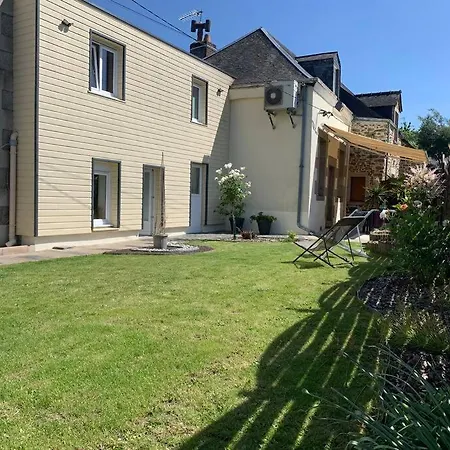 Apartment Avec Salle De Bain Partagee Dans Maison De Avec Jardin Mayenne