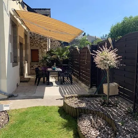 Apartment Avec Salle De Bain Partagee Dans Maison De Avec Jardin